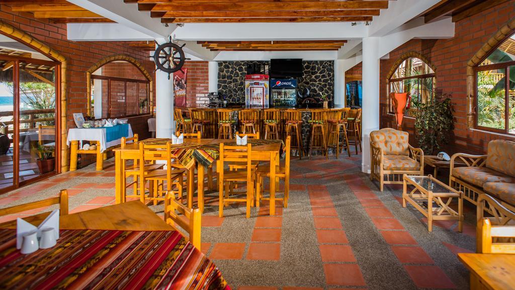 Victor Hugo Hotel Puerto Lopez Exterior photo